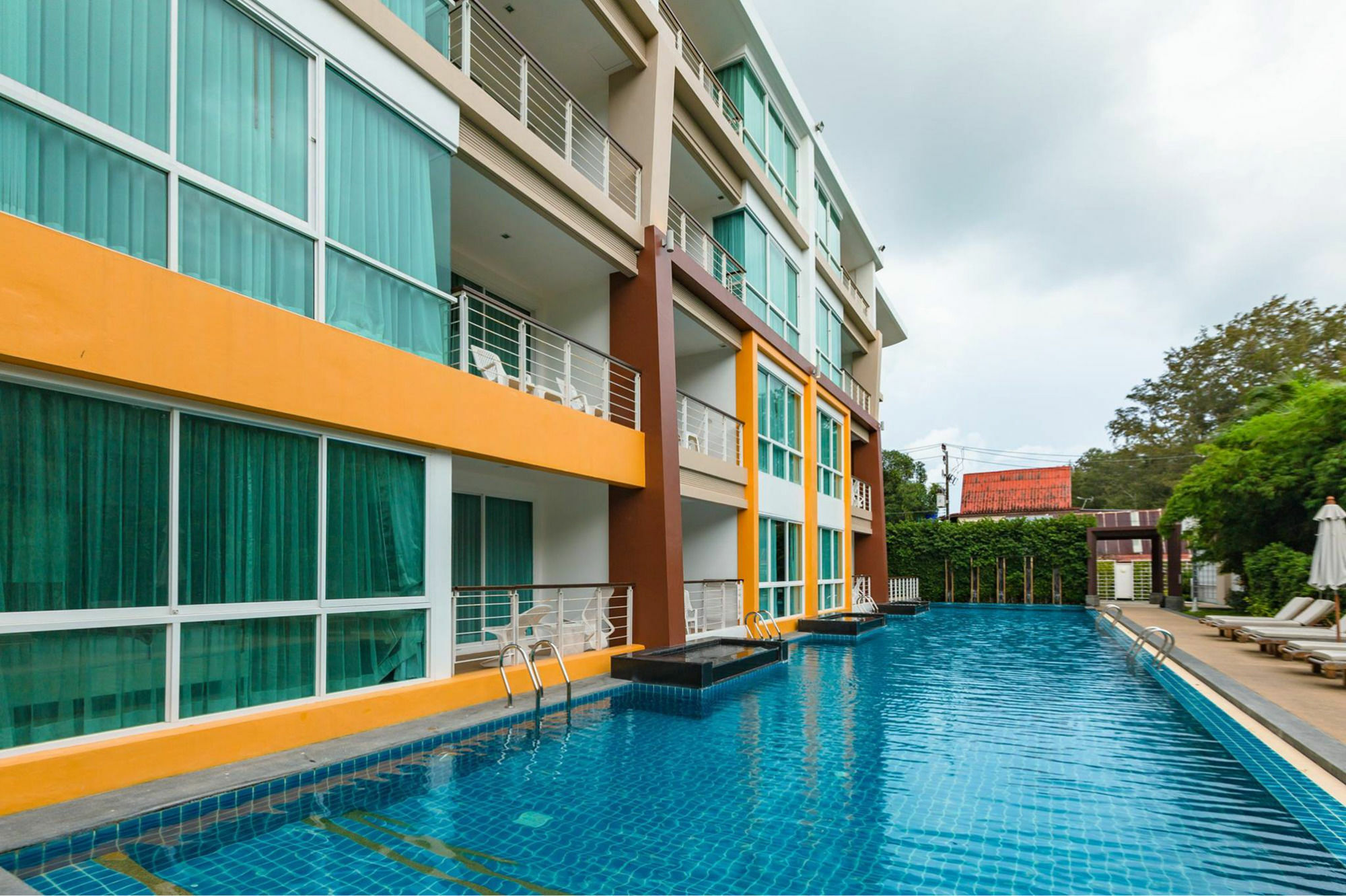 ภูเก็ต ซีวิว รีโซเทล Aparthotel Rawai ภายนอก รูปภาพ